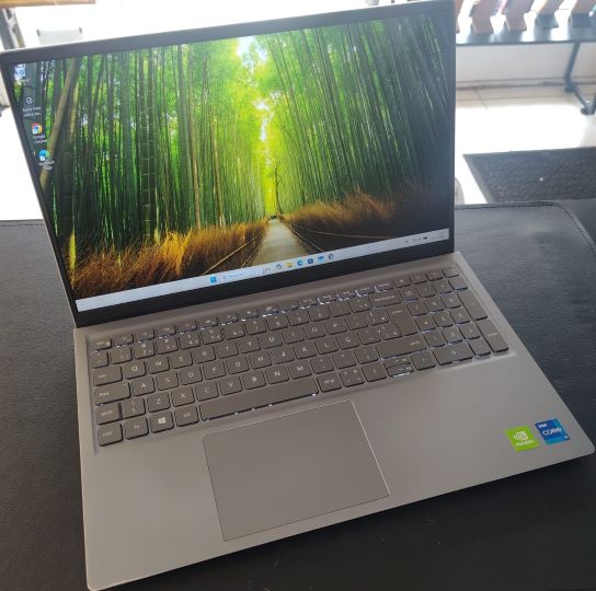 Notebook Dell Inspiron 15 5510 Intel Core i7 11390h 16gb ddr4 - Image 5