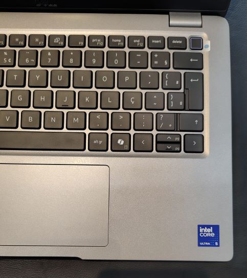 Notebook Dell Latitude 5450 Intel Core Ultra 5 135u 16gb - Image 3